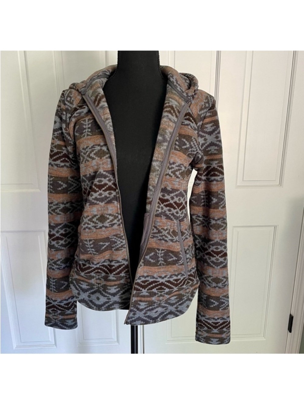 Sherpa Adventure Gear women's Lumbini full-zip hoodie Geometric Print Small - Picture 8 of 11